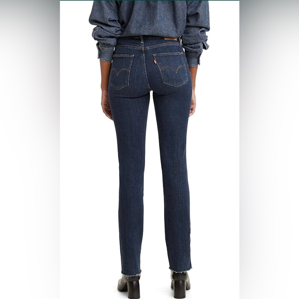 Levi's Women's 724 High Rise Straight Jeans